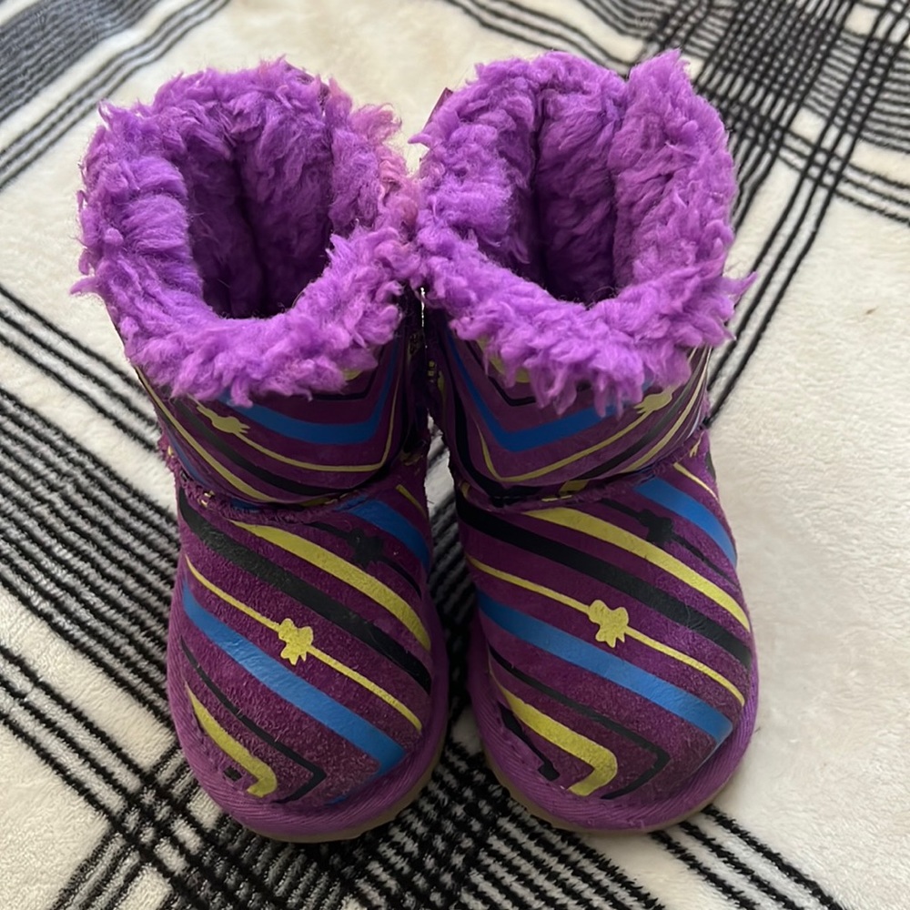Children’s Size 6 UGG Boots